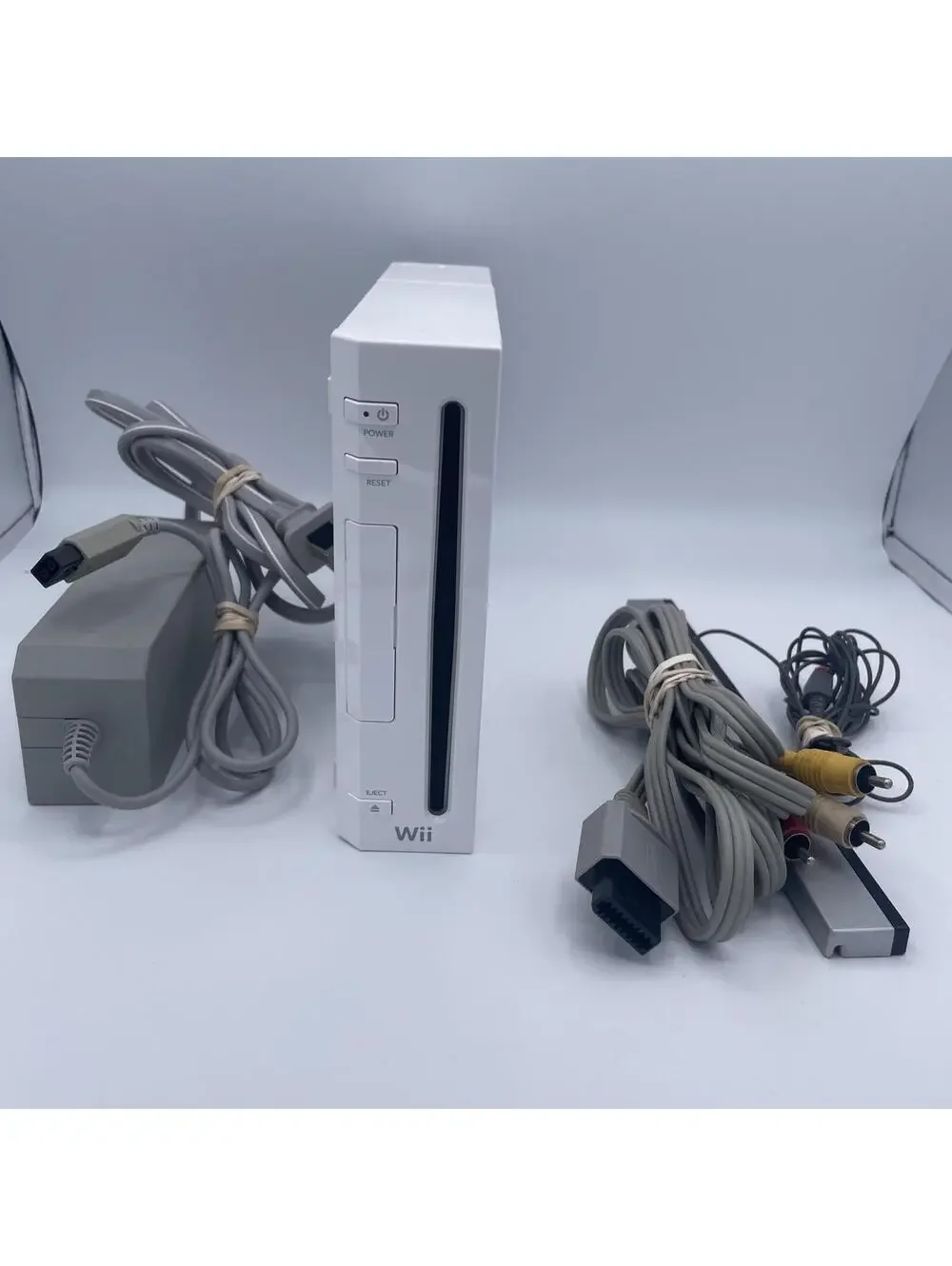 Nintendo Wii Gaming Console Sensor +Cords Gamecube Compatible White RVL-001(USA)